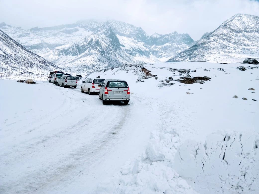Sela Pass